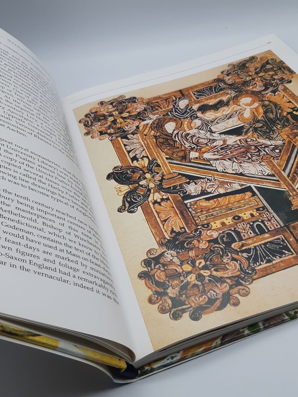 5P35 Illuminated Manuscripts, D.M.Gill