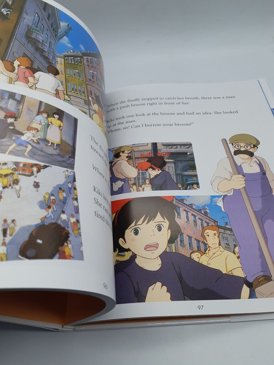 Q561 Kikis delivery service picture book