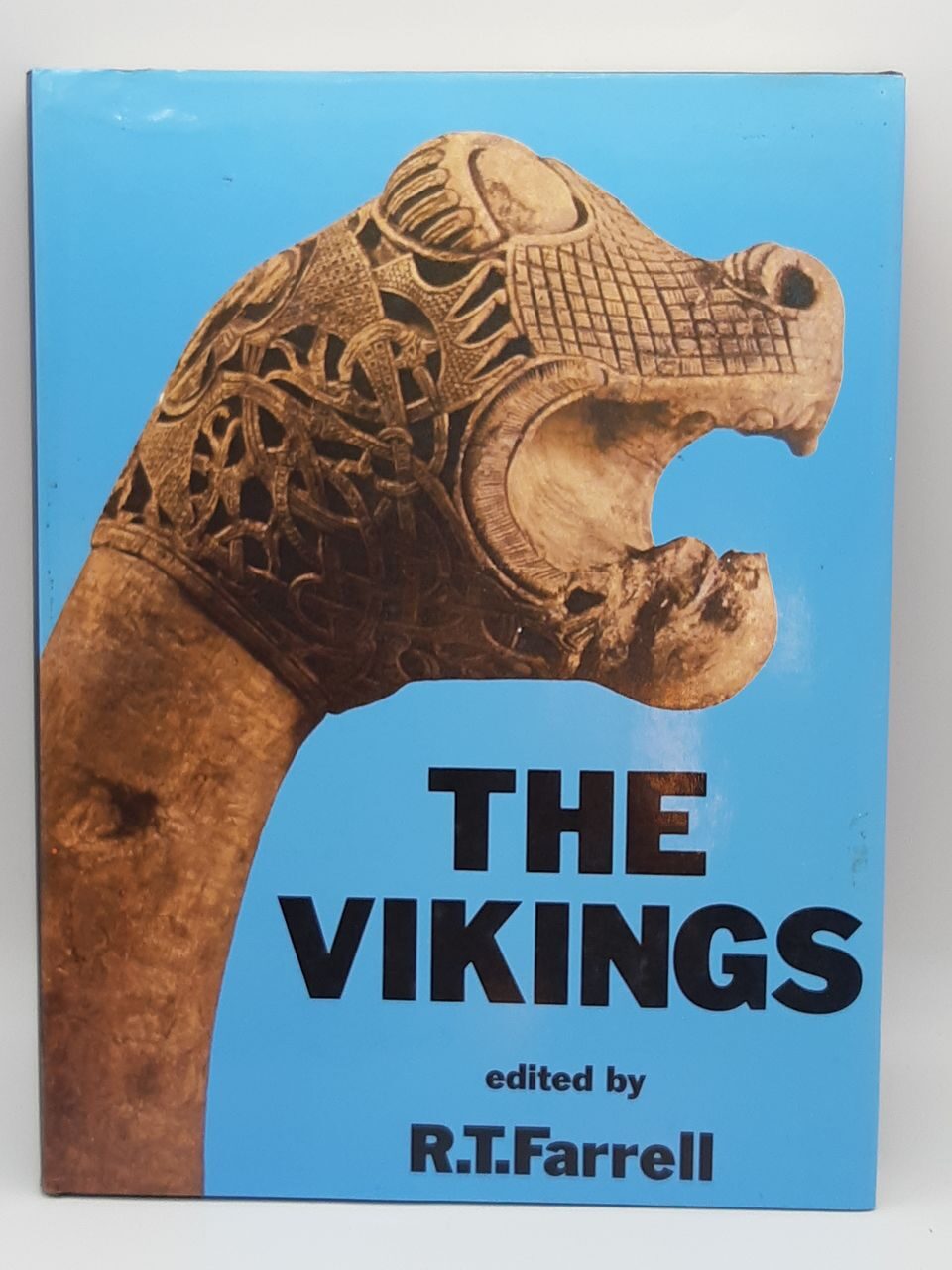 5P8 The Vikings edited by R.T. Farrell