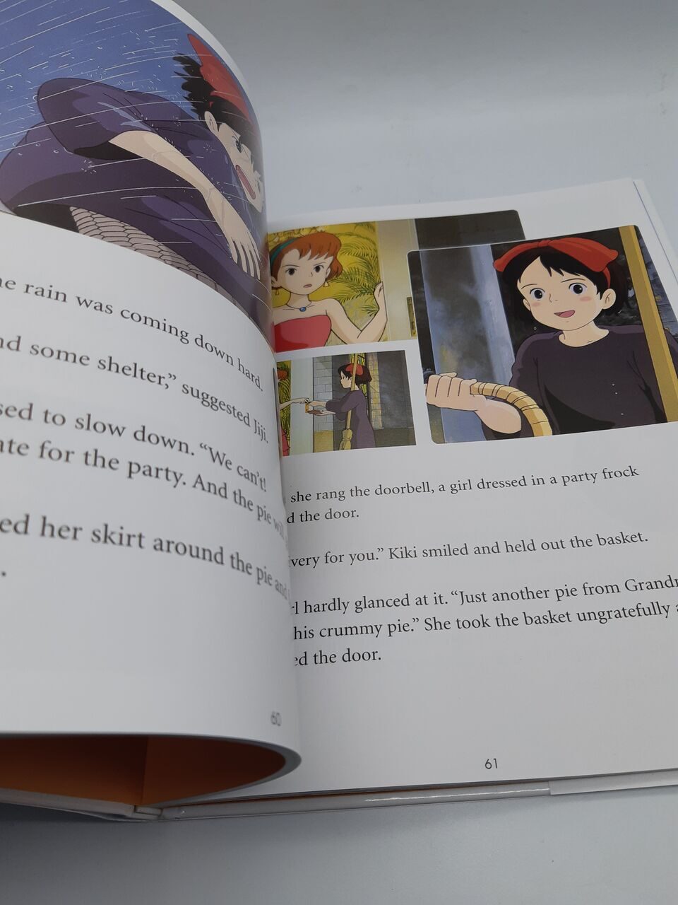 Q561 Kikis delivery service picture book